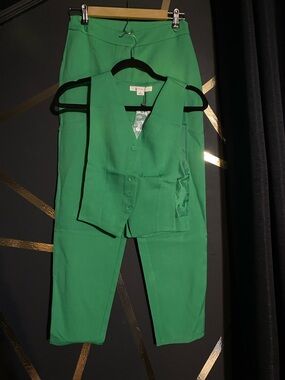Women's Green Tailored Vest & Pants Set
